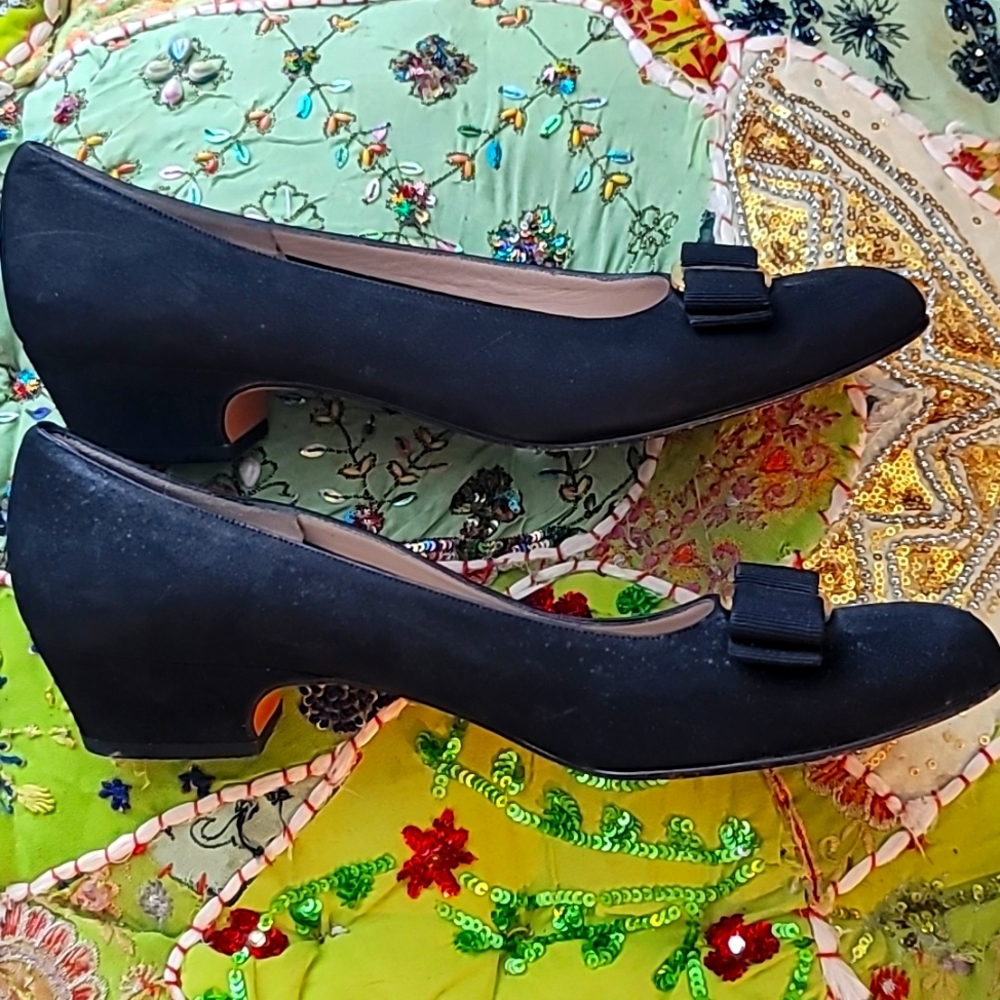 Salvatore Ferragamo Vintage 80's Ballet Flats w/ Signature Vara Bows Sz 9 - Picture 4 of 8